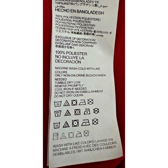 Atlanta Falcons Mens  X-Large Red Hoodie Sweatshirt Pull Over Sweater NFL New - Picture 8 of 9